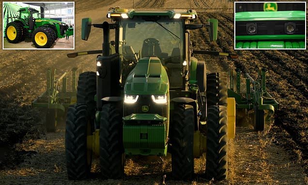 John Deere autonomous tractor.jpg